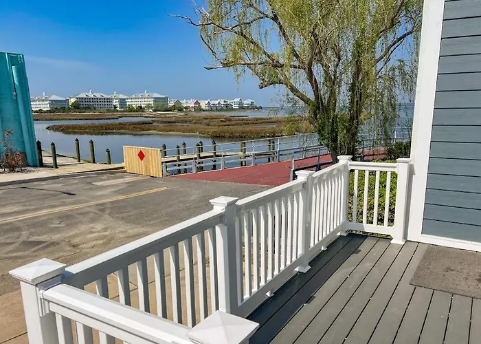 La Vista Bay 112 On 75th St Upper And Lower Combo